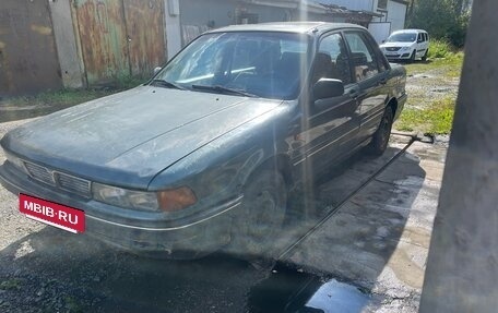 Mitsubishi Galant VIII, 1990 год, 55 000 рублей, 3 фотография