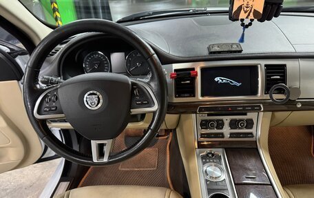 Jaguar XF I рестайлинг, 2013 год, 1 700 000 рублей, 10 фотография