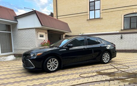 Toyota Camry, 2021 год, 1 100 000 рублей, 1 фотография