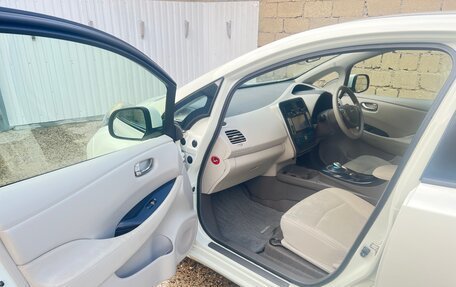 Nissan Leaf I, 2012 год, 499 000 рублей, 10 фотография