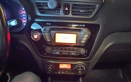 KIA Rio III рестайлинг, 2014 год, 1 100 000 рублей, 8 фотография