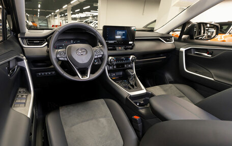 Toyota RAV4, 2025 год, 4 150 000 рублей, 7 фотография