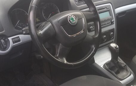 Skoda Octavia, 2011 год, 750 000 рублей, 8 фотография