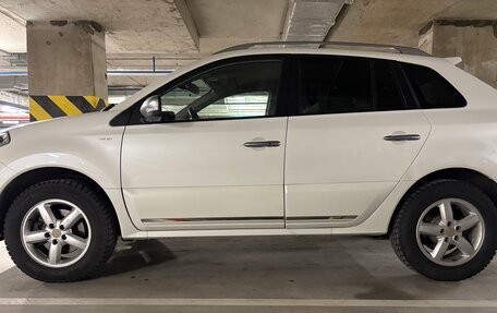 Renault Koleos I рестайлинг 2, 2014 год, 1 180 000 рублей, 27 фотография