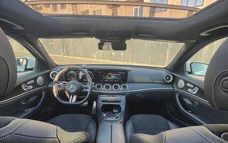 Mercedes-Benz E-Класс, 2021 год, 5 500 000 рублей, 9 фотография