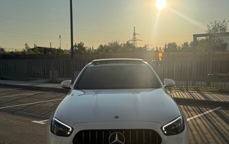 Mercedes-Benz E-Класс, 2021 год, 5 500 000 рублей, 4 фотография