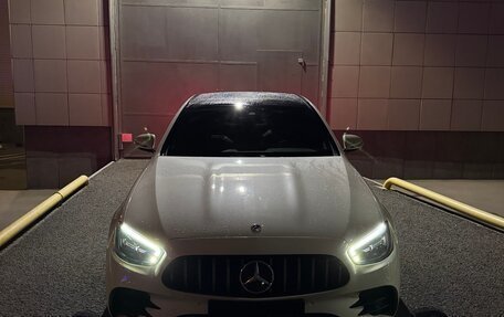 Mercedes-Benz E-Класс, 2021 год, 5 500 000 рублей, 2 фотография