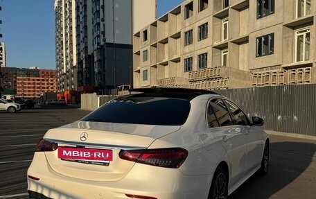 Mercedes-Benz E-Класс, 2021 год, 5 500 000 рублей, 5 фотография