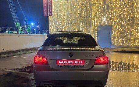 BMW 5 серия, 2007 год, 1 400 000 рублей, 4 фотография