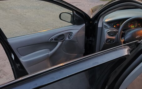 Ford Focus IV, 2000 год, 130 000 рублей, 18 фотография