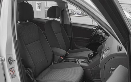 Volkswagen Tiguan II, 2018 год, 2 349 000 рублей, 8 фотография