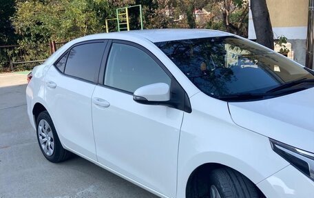 Toyota Corolla, 2013 год, 1 750 000 рублей, 2 фотография