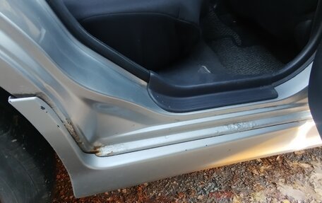 Nissan Wingroad III, 2001 год, 350 000 рублей, 11 фотография