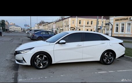 Hyundai Elantra, 2023 год, 2 000 000 рублей, 3 фотография