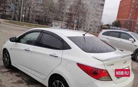 Hyundai Solaris II рестайлинг, 2012 год, 720 000 рублей, 2 фотография