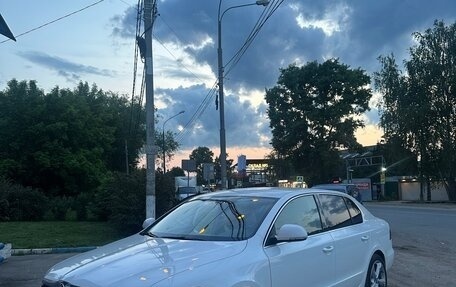 Skoda Superb III рестайлинг, 2012 год, 1 080 000 рублей, 33 фотография