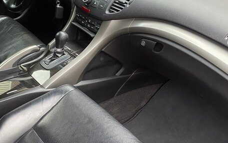 Honda Accord VIII рестайлинг, 2008 год, 1 100 000 рублей, 18 фотография