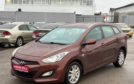 Hyundai i30 II рестайлинг, 2013 год, 880 000 рублей, 1 фотография