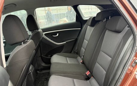 Hyundai i30 II рестайлинг, 2013 год, 880 000 рублей, 7 фотография