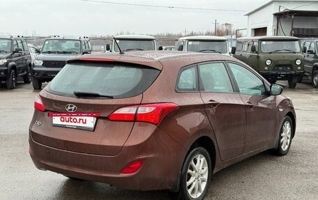 Hyundai i30 II рестайлинг, 2013 год, 880 000 рублей, 2 фотография