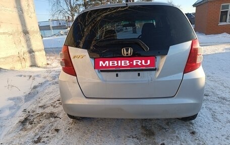 Honda Fit III, 2010 год, 730 000 рублей, 4 фотография