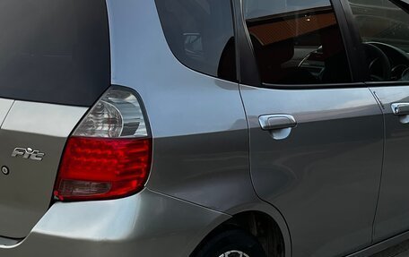 Honda Fit III, 2005 год, 465 000 рублей, 2 фотография