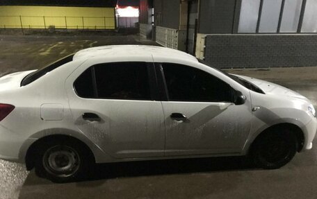 Renault Logan II, 2016 год, 500 000 рублей, 4 фотография