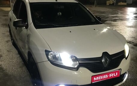 Renault Logan II, 2016 год, 500 000 рублей, 1 фотография