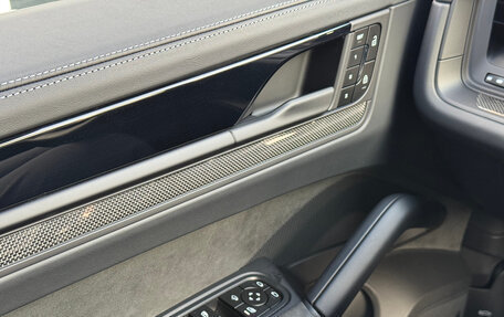 Porsche Cayenne III, 2025 год, 24 490 000 рублей, 8 фотография