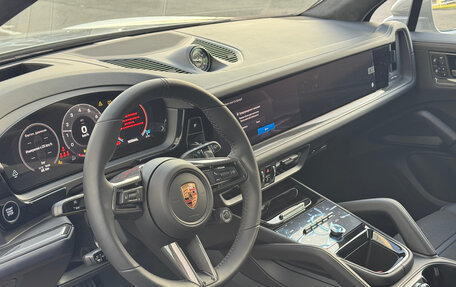 Porsche Cayenne III, 2025 год, 24 490 000 рублей, 10 фотография