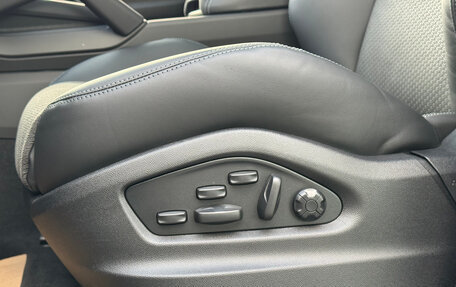 Porsche Cayenne III, 2025 год, 24 490 000 рублей, 13 фотография