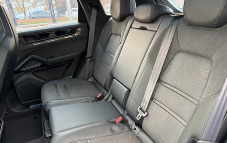 Porsche Cayenne III, 2025 год, 24 490 000 рублей, 24 фотография