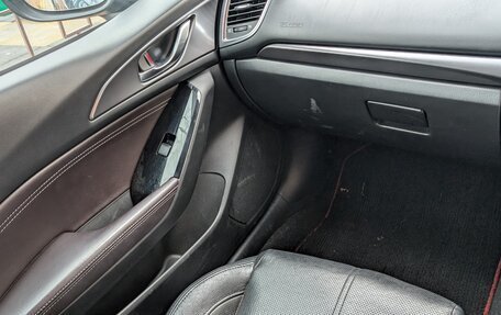 Mazda Axela, 2018 год, 1 550 000 рублей, 15 фотография