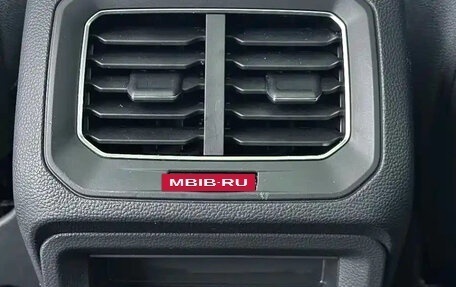 Volkswagen Tiguan II, 2023 год, 3 000 000 рублей, 16 фотография