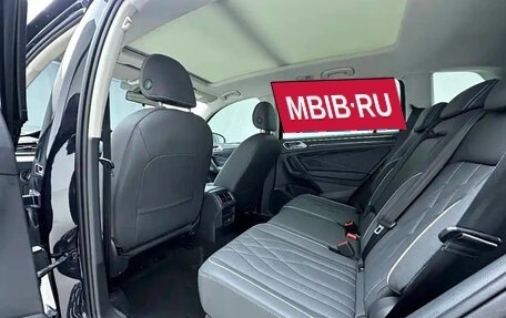 Volkswagen Tiguan II, 2023 год, 3 000 000 рублей, 10 фотография