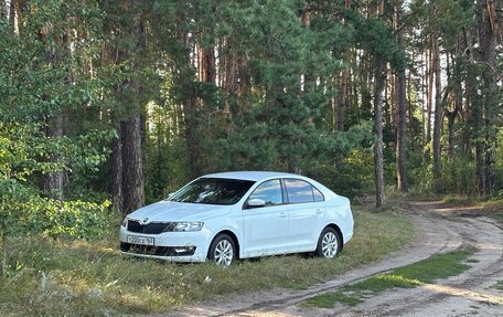 Skoda Rapid I, 2018 год, 1 285 000 рублей, 3 фотография
