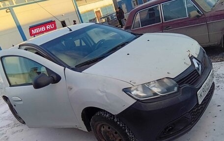 Renault Logan II, 2015 год, 290 000 рублей, 2 фотография