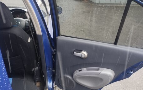 Nissan March III, 2002 год, 300 000 рублей, 5 фотография