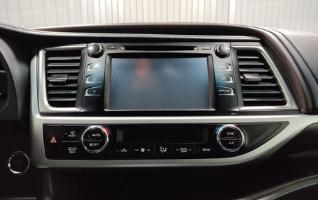 Toyota Highlander III, 2015 год, 2 580 000 рублей, 12 фотография