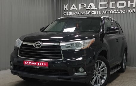 Toyota Highlander III, 2015 год, 2 580 000 рублей, 1 фотография