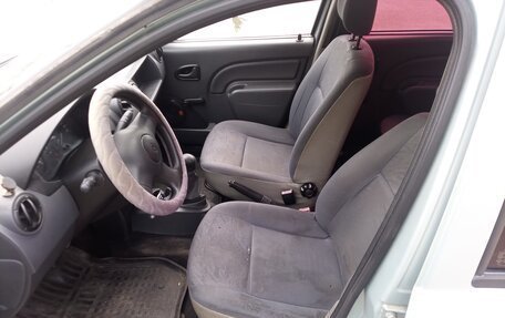 Renault Logan I, 2006 год, 250 000 рублей, 3 фотография