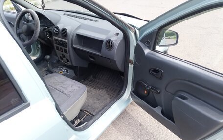 Renault Logan I, 2006 год, 250 000 рублей, 10 фотография