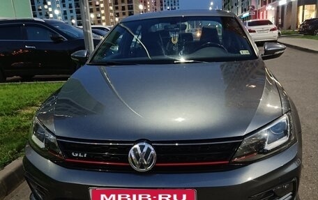 Volkswagen Jetta VI, 2017 год, 1 990 000 рублей, 6 фотография