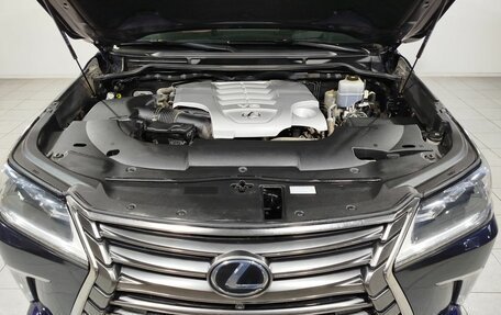 Lexus LX III, 2017 год, 6 500 000 рублей, 11 фотография