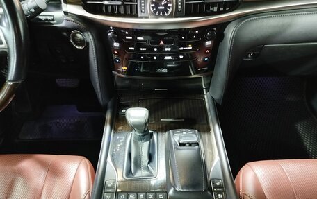 Lexus LX III, 2017 год, 6 500 000 рублей, 15 фотография