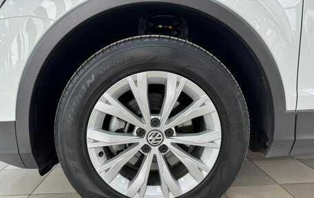 Volkswagen Tiguan II, 2017 год, 2 749 000 рублей, 6 фотография