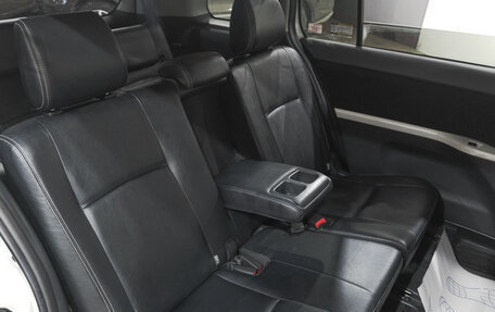 Toyota ISis I, 2013 год, 1 569 000 рублей, 21 фотография