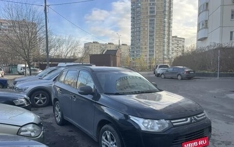 Mitsubishi Outlander III рестайлинг 3, 2012 год, 1 150 000 рублей, 2 фотография