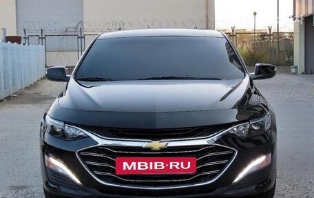 Chevrolet Malibu IX, 2022 год, 1 400 666 рублей, 2 фотография