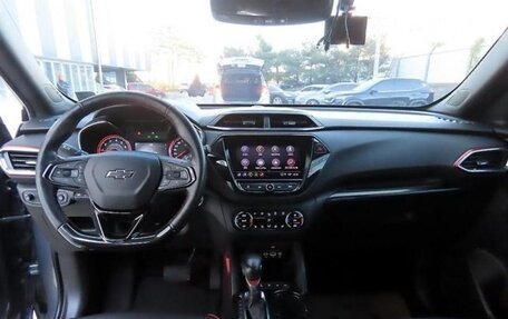 Chevrolet TrailBlazer, 2022 год, 1 900 666 рублей, 3 фотография